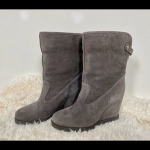 Womens Ugg shearling suede boots